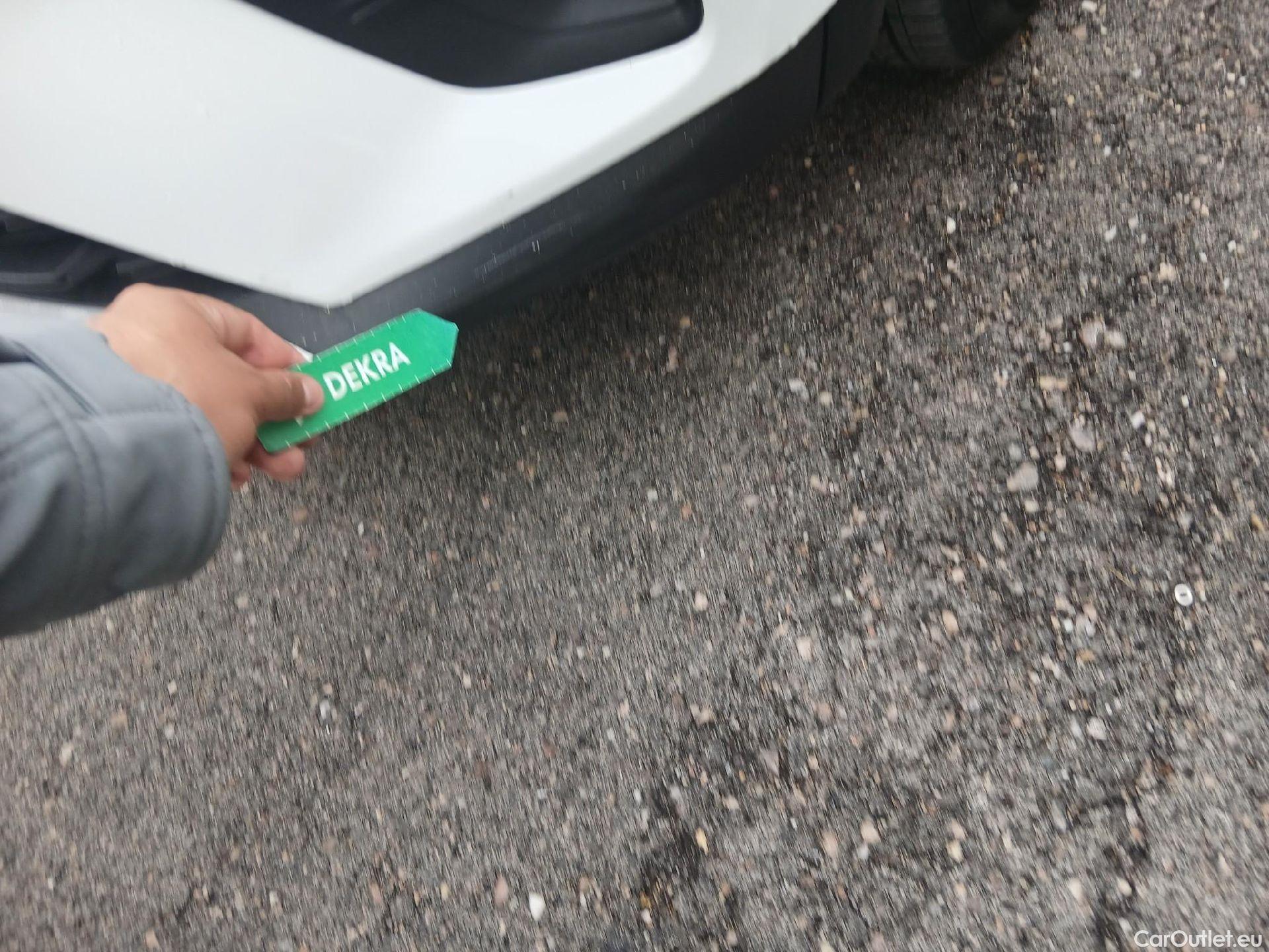  Renault  Captur RENAULT  / 2019 / 5P / todoterreno Intens TCe 90 (AC) #10