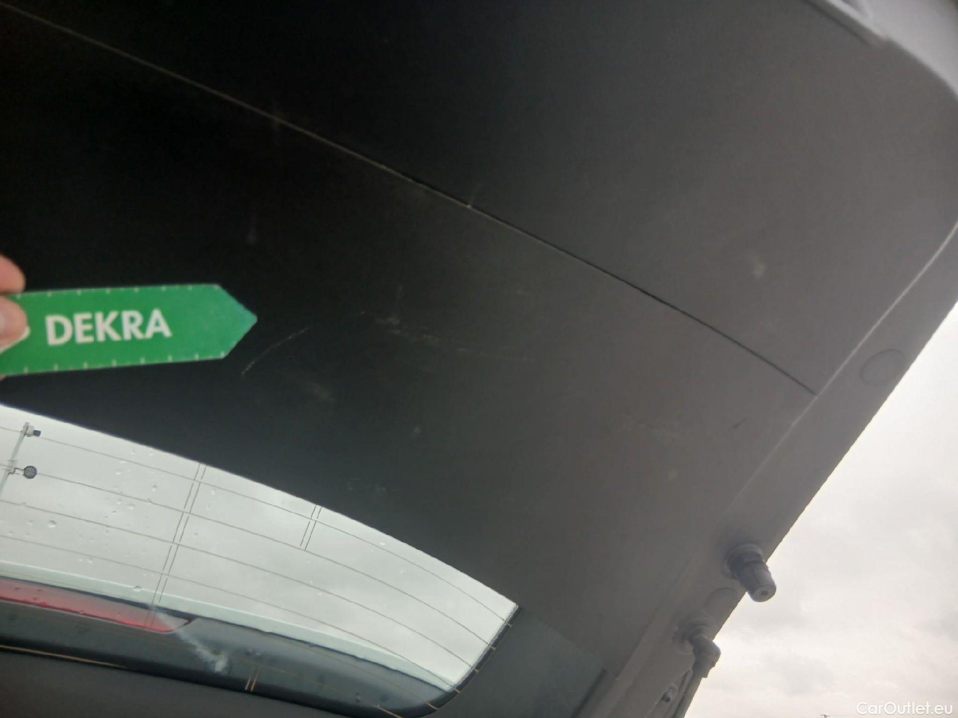  Renault  Captur RENAULT  / 2019 / 5P / todoterreno Intens TCe 90 (AC) #1