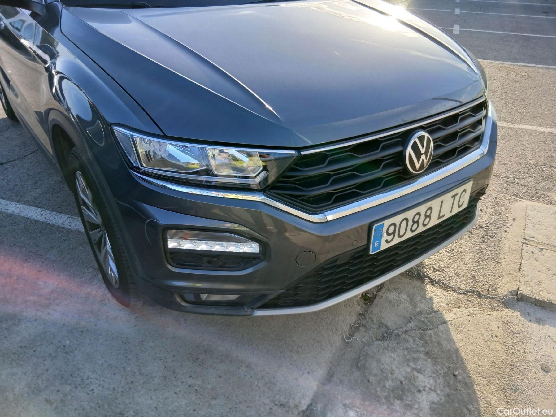  Volkswagen  T-ROC VOLKSWAGEN  / 2017 / 5P / todoterreno Advance 2.0 TDI 110kW (150CV) DSG (AC2) #1