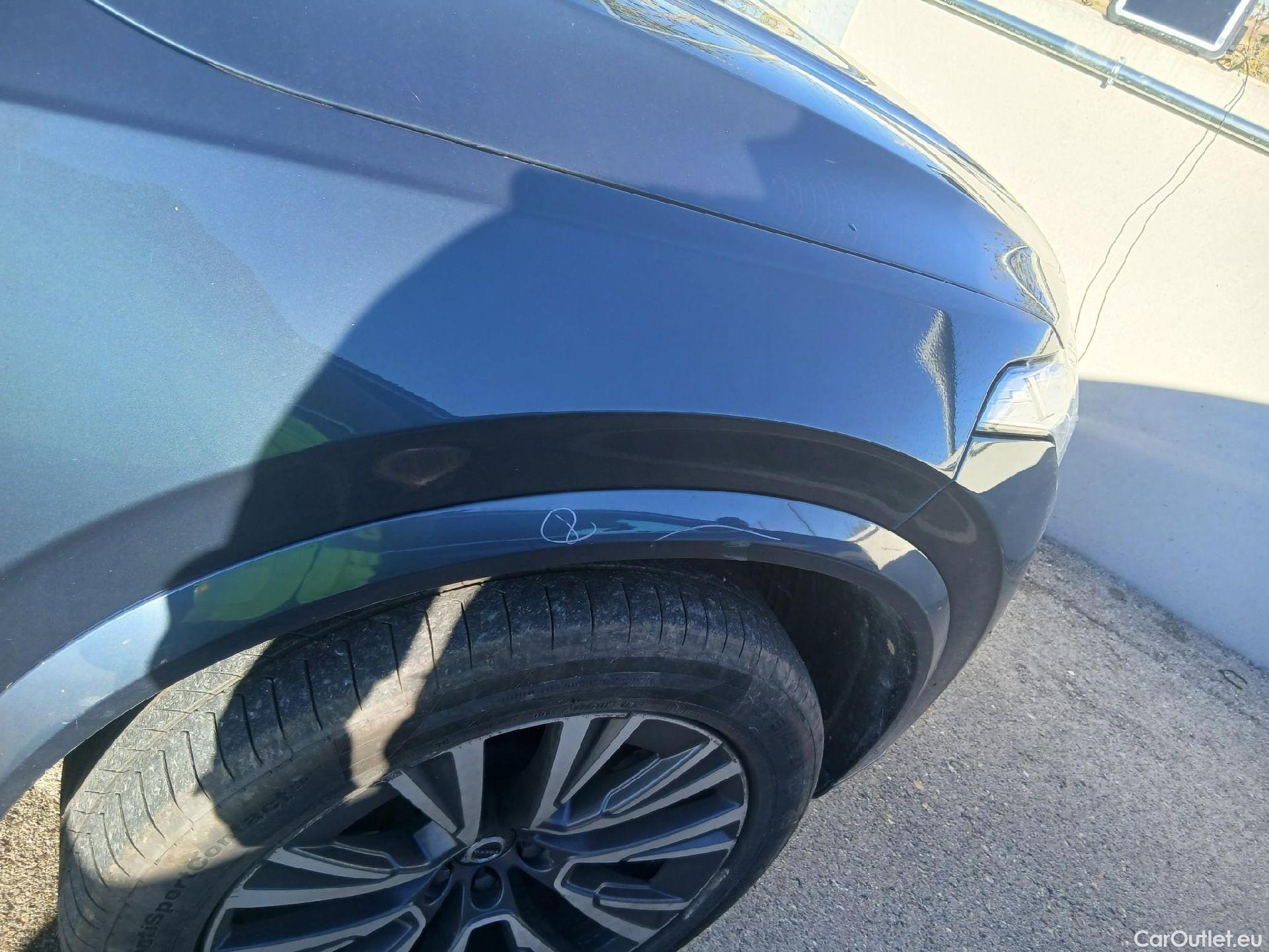  Volvo  XC90 VOLVO  / 2019 / 5P / todoterreno 2.0 B5 D AWD Momentum Pro Auto #27