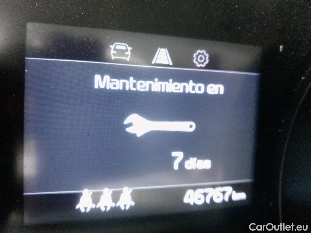  KIA  Cee'd KIA Ceed / 2018 / 5P / berlina con portón 1.0 T-GDi 74kW (100CV) Drive #22