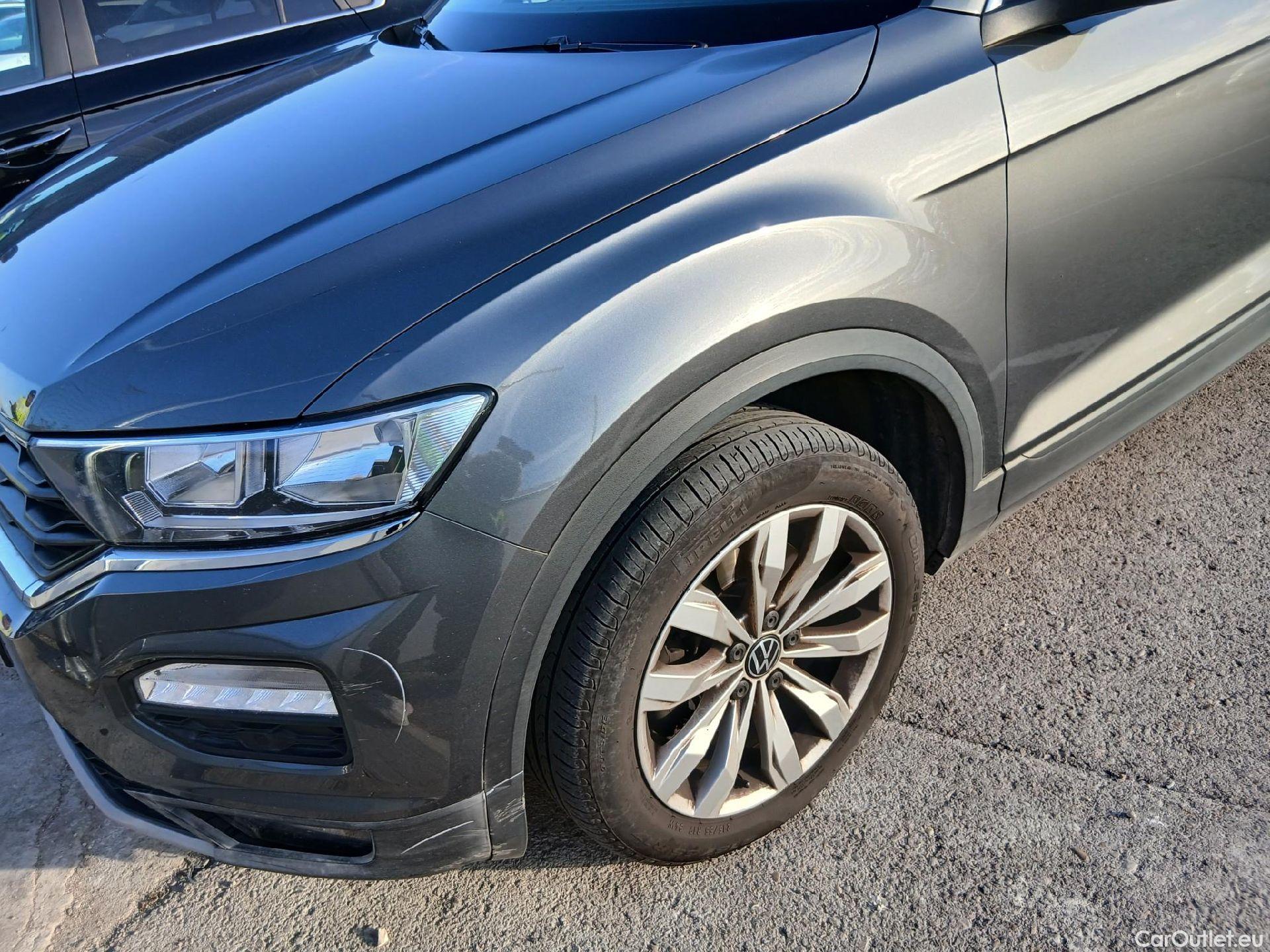  Volkswagen  T-ROC VOLKSWAGEN  / 2017 / 5P / todoterreno Advance 2.0 TDI 110kW (150CV) DSG (AC2) #5
