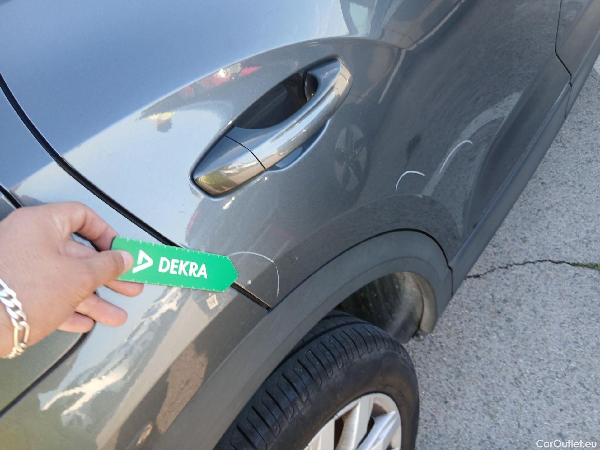  Volkswagen  T-ROC VOLKSWAGEN  / 2017 / 5P / todoterreno Advance 2.0 TDI 110kW (150CV) DSG (AC2) #19