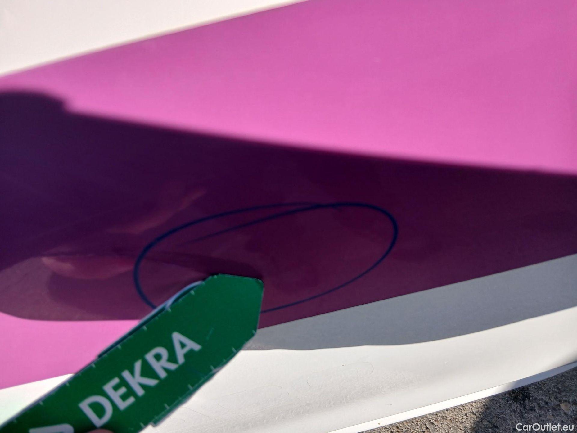  Peugeot  208 PEUGEOT  / 2015 / 5P / berlina con portón 5P ACTIVE BlueHDi 73kW (100CV) #31