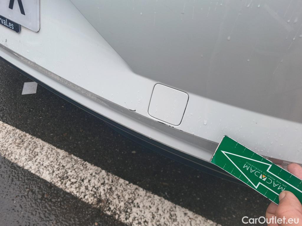  Volkswagen  Polo VOLKSWAGEN  / 2017 / 5P / berlina con portón Advance 1.0 TSI 70kW (95CV) #17