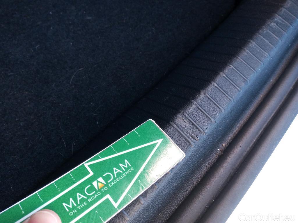  Volkswagen  Polo VOLKSWAGEN  / 2021 / 5P / berlina con portón Life 1.0 TSI 70kW (95CV) #1