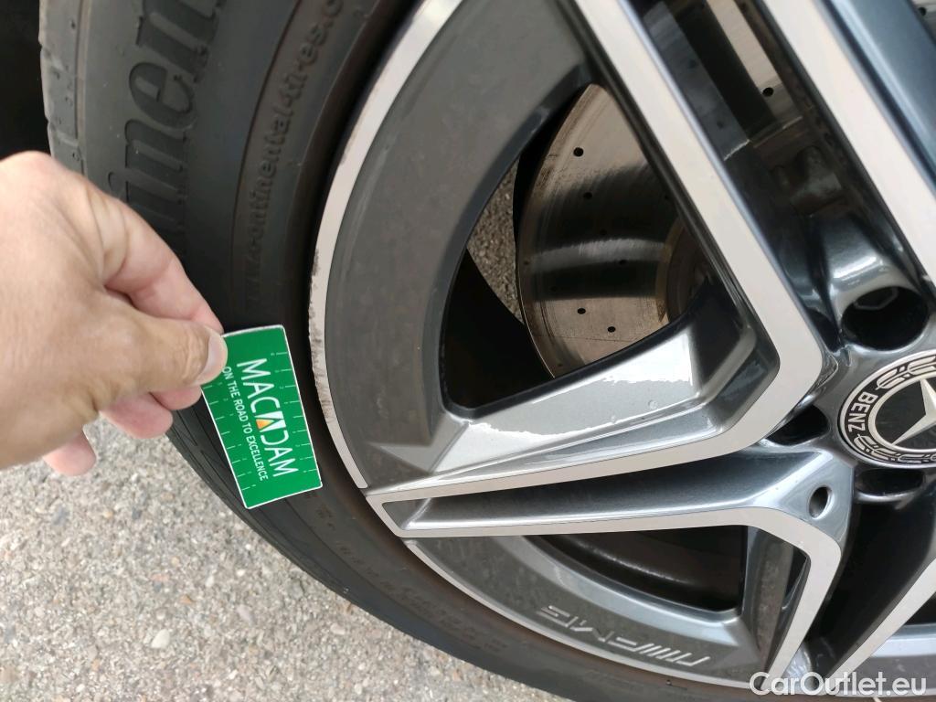  Mercedes  G-Klasee MERCEDES-BENZ GLC Coupé / 2019 / 5P / coupé GLC 300 de 4MATIC #2