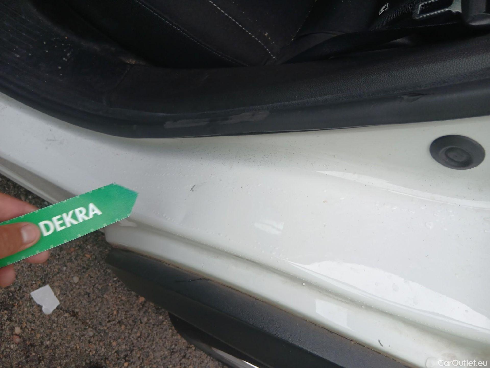  Renault  Captur RENAULT  / 2019 / 5P / todoterreno Intens TCe 90 (AC) #20