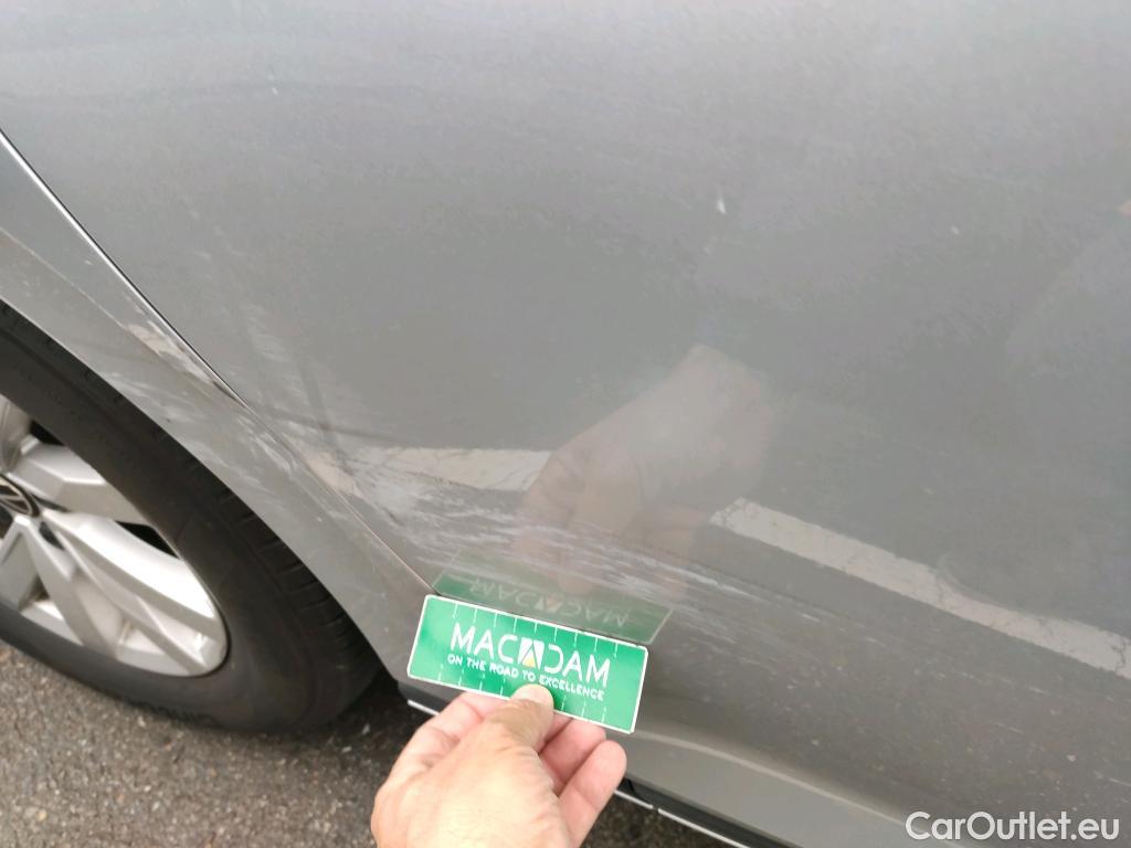  Volkswagen  Passat VOLKSWAGEN  / 2019 / 4P / sedán 2.0 TDI 110kW (150CV) #9