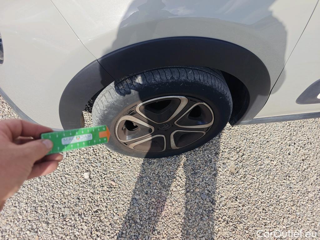  Citroen  C3 CITROEN  / 2020 / 5P / berlina con portón BlueHDi 75KW (100CV) S&S FEEL #12