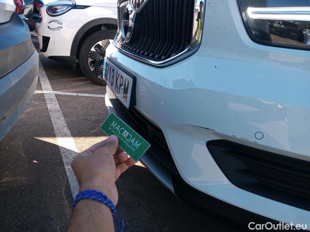  Volvo  XC 40 VOLVO XC40 / 2017 / 5P / todoterreno 1.5 T3 Momentum #8