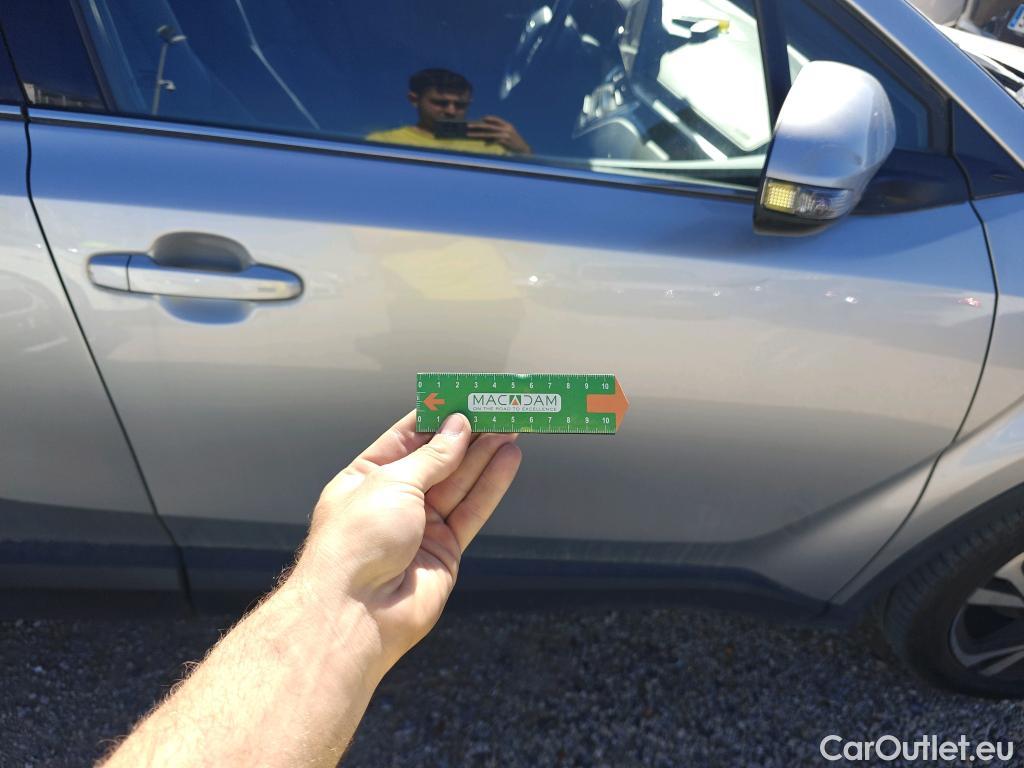  Toyota  C-HR TOYOTA  / 2019 / 5P / todoterreno 1.8 125H Advance #20