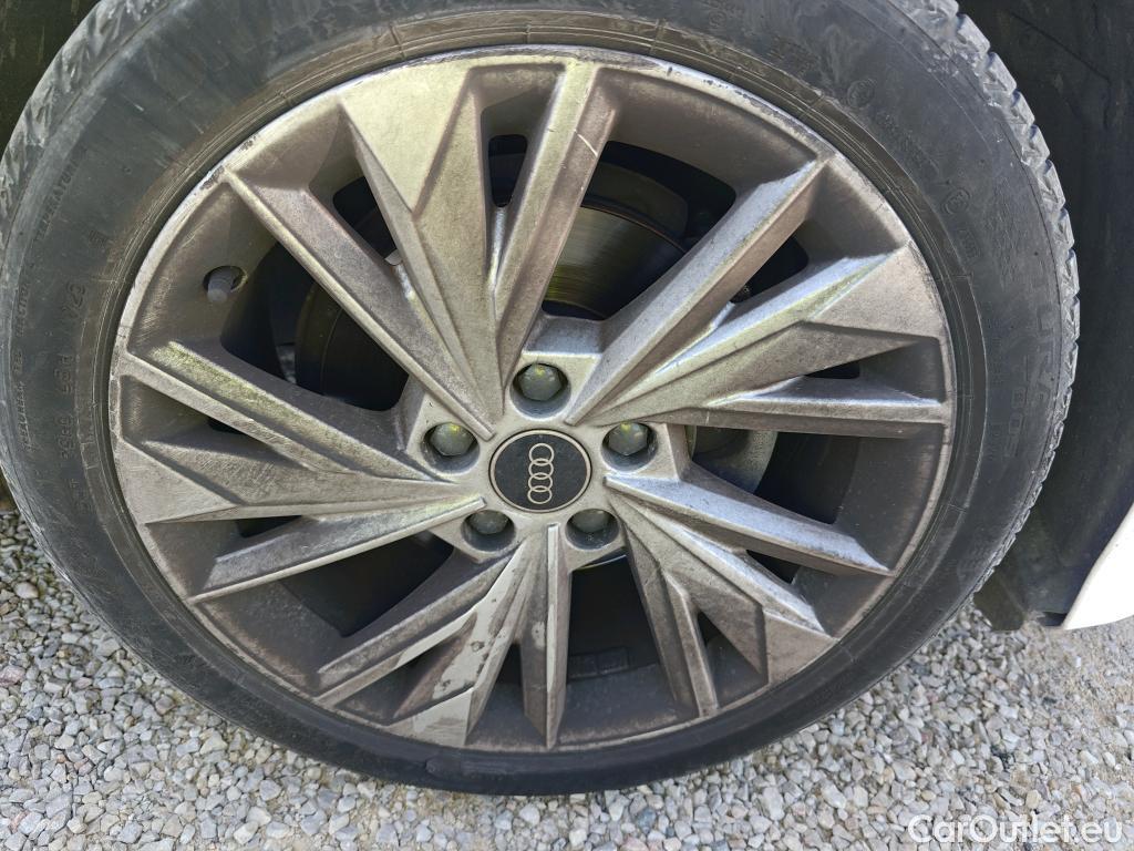  Audi  A3 AUDI  / 2020 / 5P / berlina con portón Sportback Advanced 30 TFSI 81kW S tronic (AC) #19