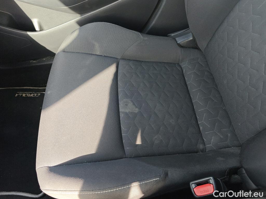  Toyota  Corolla TOYOTA  1.8 125H ACTIVE TECH E-CVT #14