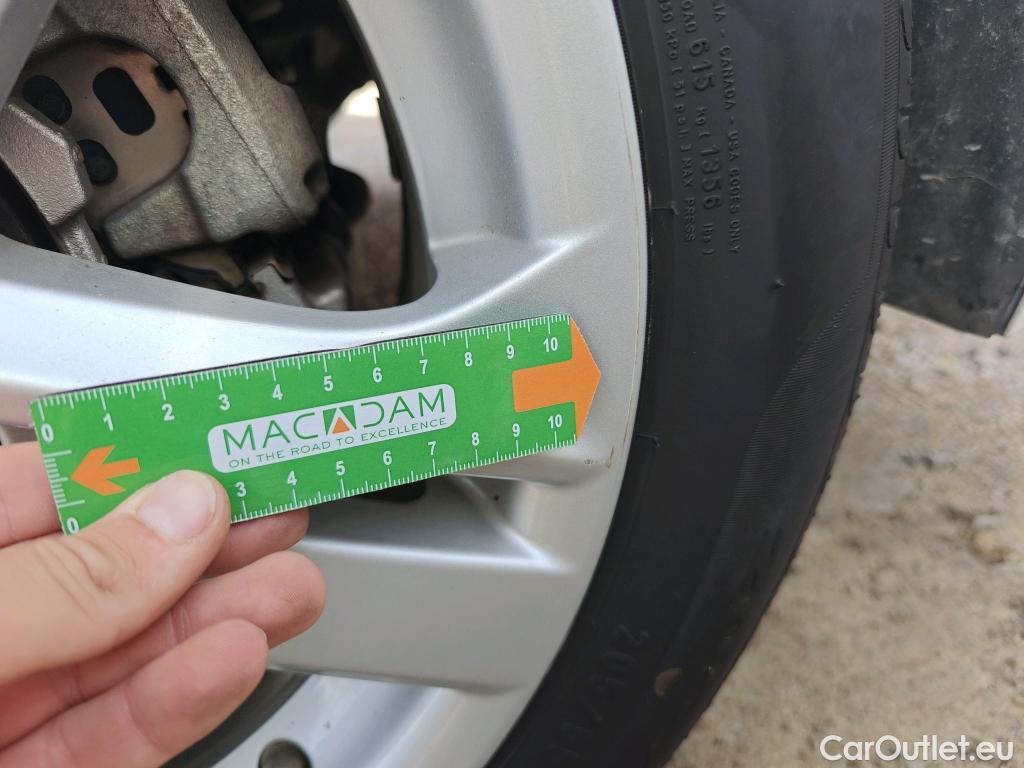  Toyota  Corolla TOYOTA  1.8 125H ACTIVE TECH E-CVT #22