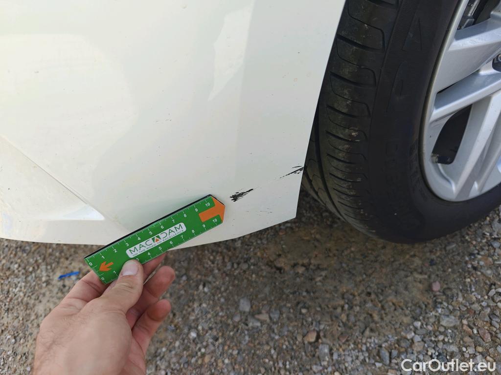  Toyota  Corolla TOYOTA  1.8 125H ACTIVE TECH E-CVT #35