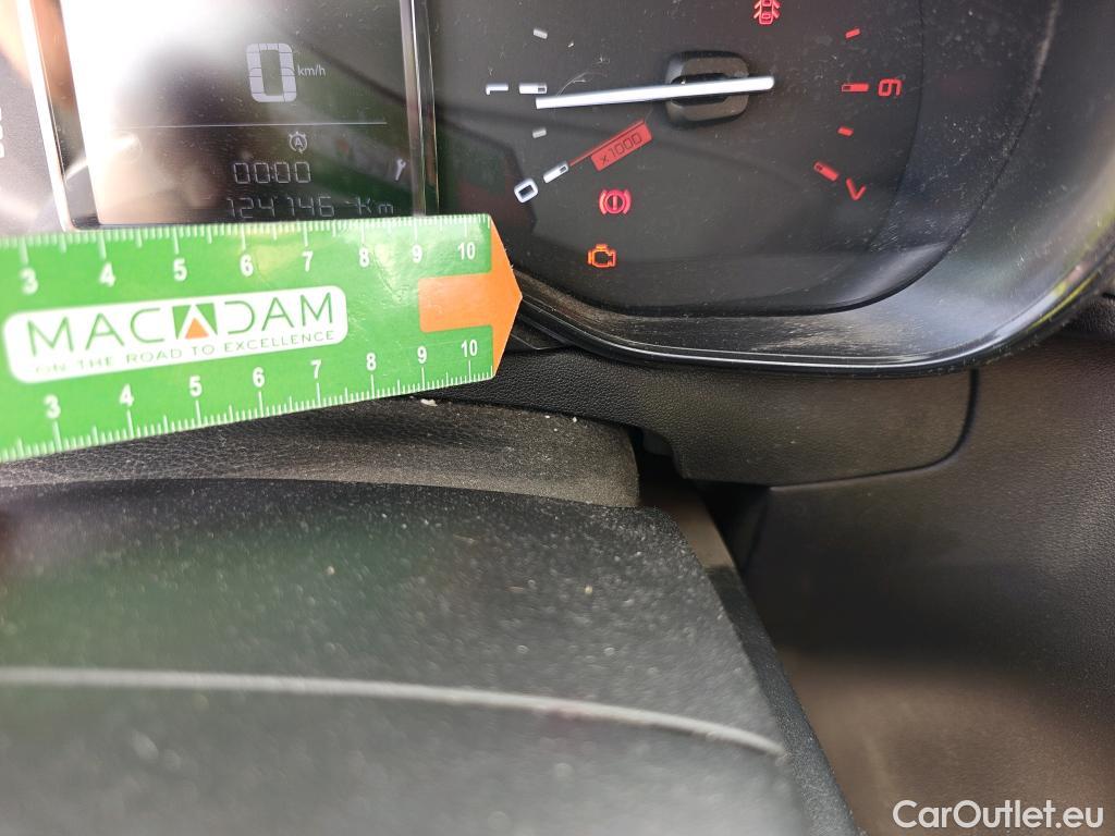  Citroen  C3 CITROEN  / 2020 / 5P / berlina con portón BlueHDi 75KW (100CV) S&S FEEL #21