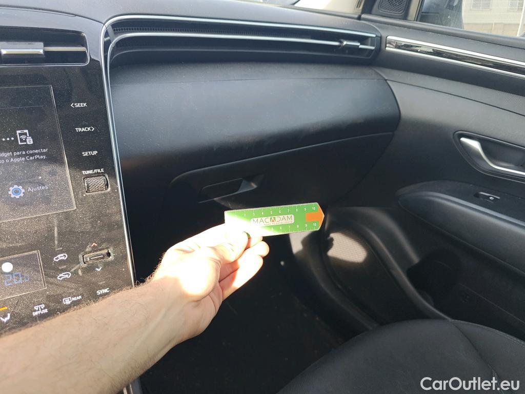  Hyundai  Tucson HYUNDAI  / 2020 / 5P / todoterreno 1.6 TGDI 110kW (150CV) 48V Maxx Sky #32