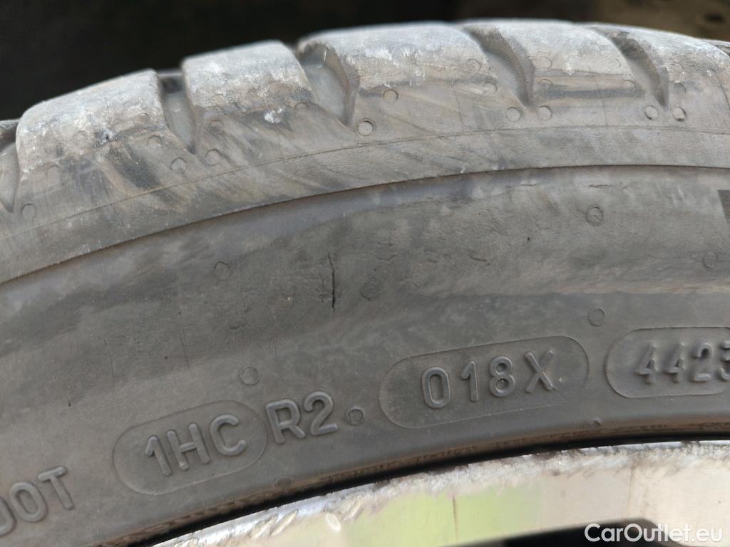  Renault  Kadjar RENAULT  / 2019 / 5P / crossover Techno GPF TCe 103kW (140CV) EDC #5