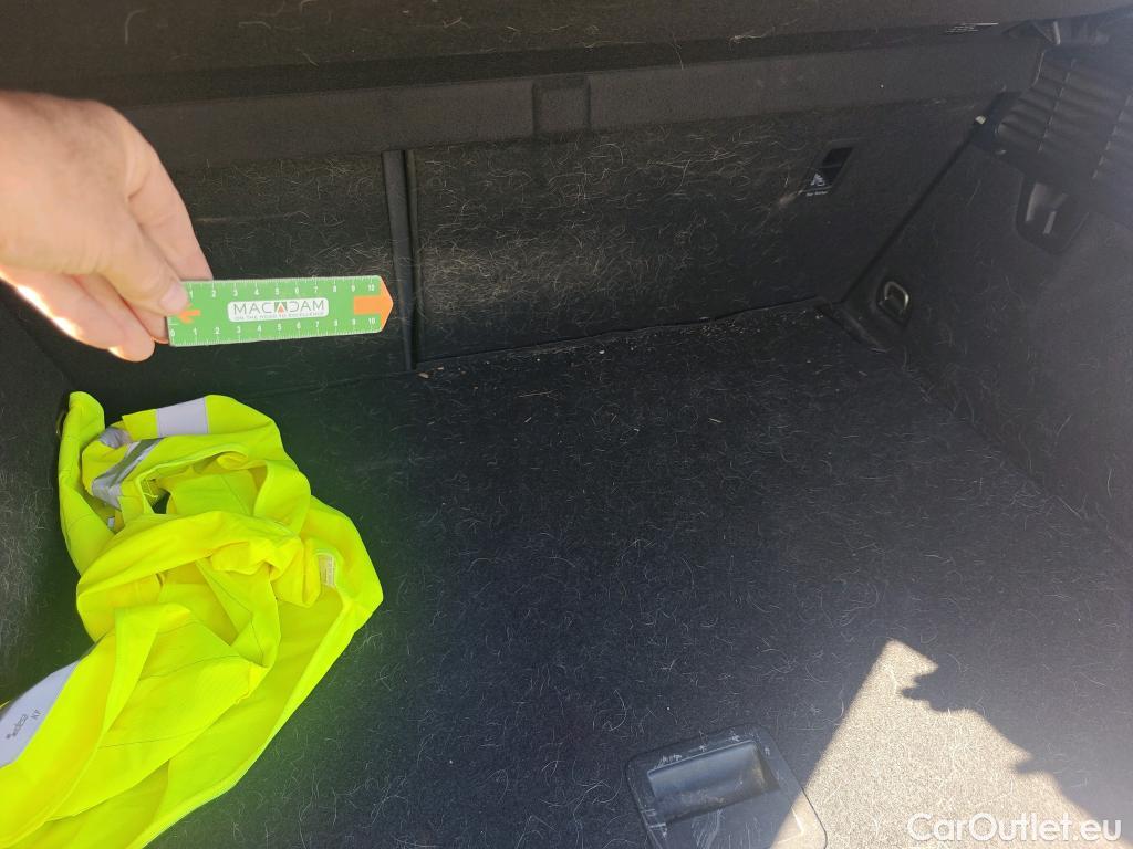  Audi  Q2 AUDI  / 2020 / 5P / todoterreno Advanced 35 TFSI 110kW (150CV) S tronic (AC) #3