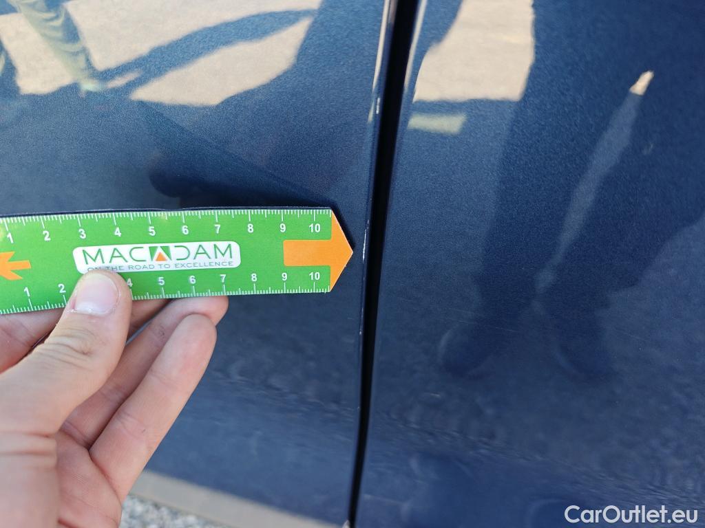  Bmw  X3 BMW  / 2017 / 5P / todoterreno sDrive18d #16