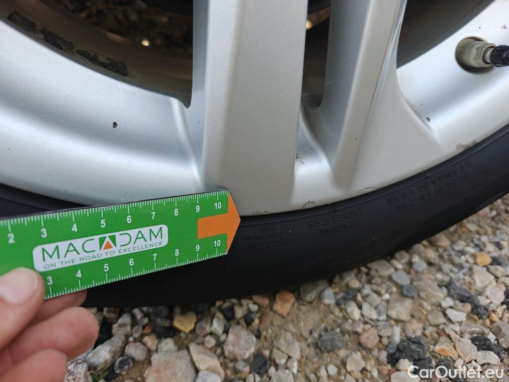  Toyota  Corolla TOYOTA  1.8 125H ACTIVE TECH E-CVT #23