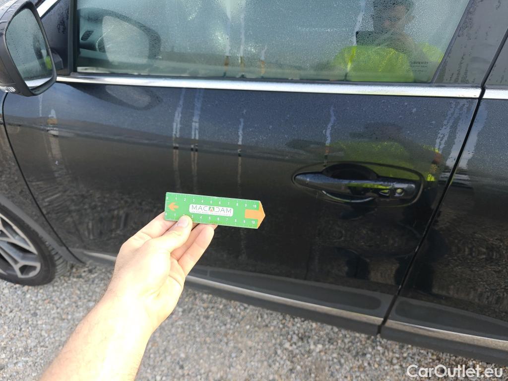  Renault  Kadjar RENAULT  / 2019 / 5P / crossover Techno GPF TCe 103kW (140CV) EDC #26