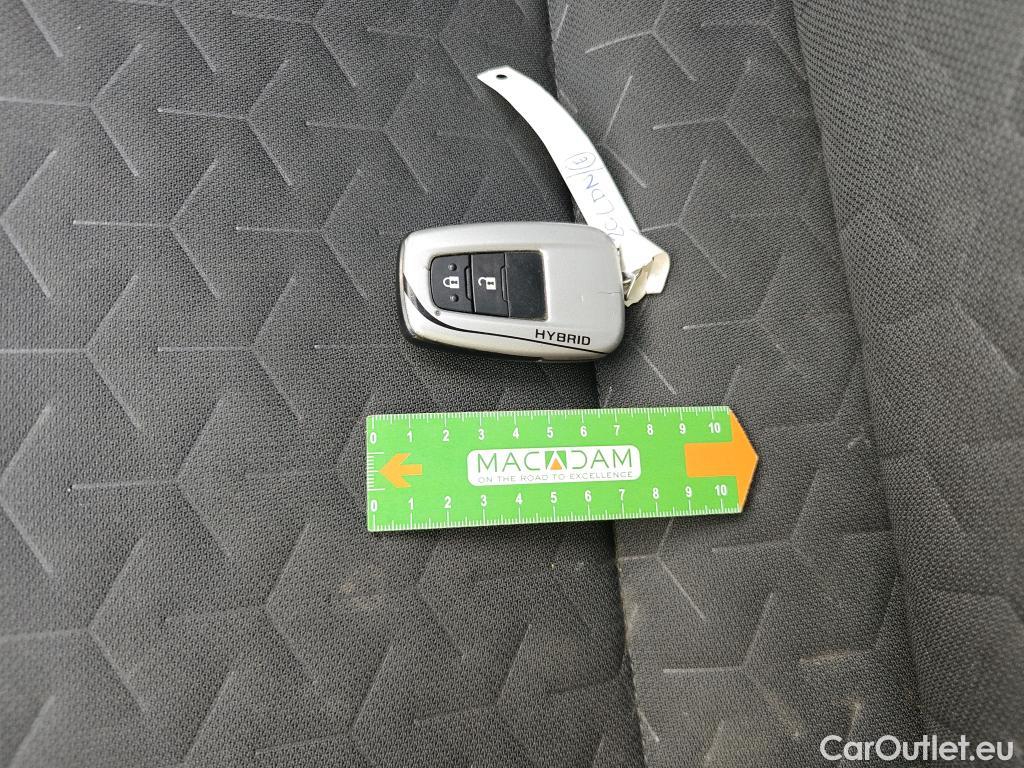  Toyota  Corolla TOYOTA  1.8 125H ACTIVE TECH E-CVT #1