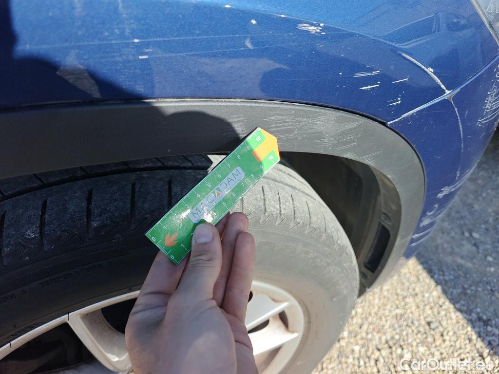  Bmw  X3 BMW  / 2017 / 5P / todoterreno sDrive18d #44