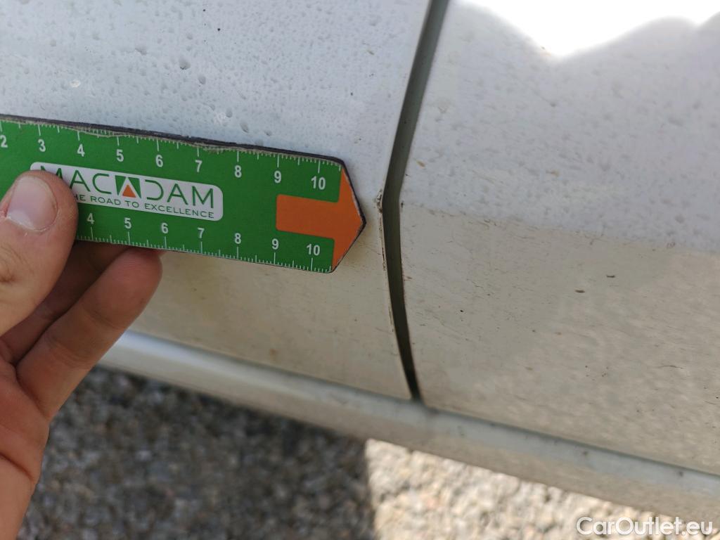  Audi  A3 AUDI  / 2020 / 5P / berlina con portón Sportback Advanced 30 TFSI 81kW S tronic (AC) #40