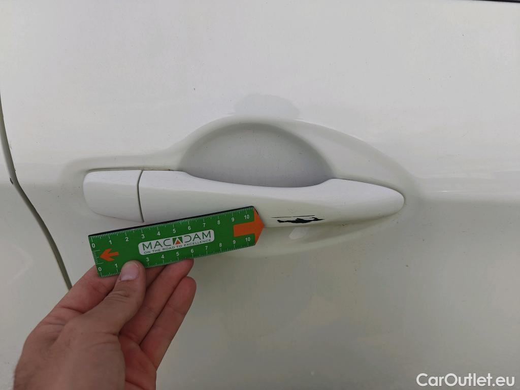  Nissan  Qashqai NISSAN  / 2017 / 5P / todoterreno DIG-T 103 kW (140 CV) E6D ACENTA (AC) #27