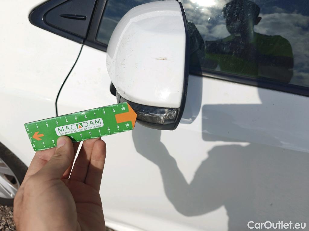  Toyota  Corolla TOYOTA  1.8 125H ACTIVE TECH E-CVT #47