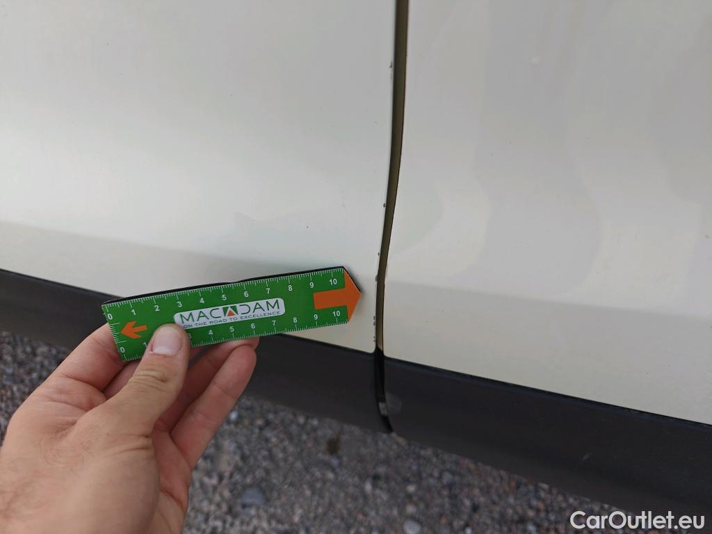  Nissan  Qashqai NISSAN  / 2017 / 5P / todoterreno DIG-T 103 kW (140 CV) E6D ACENTA (AC) #31