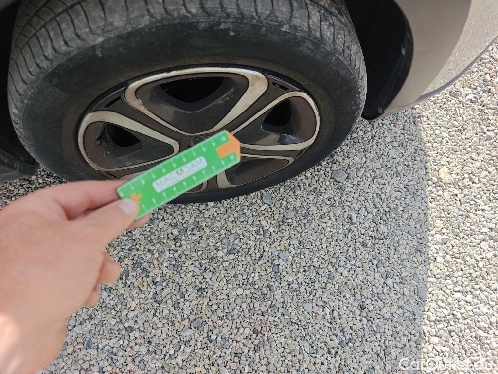  Citroen  C3 CITROEN  / 2020 / 5P / berlina con portón BlueHDi 75KW (100CV) S&S FEEL #17