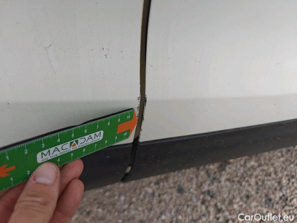  Nissan  Qashqai NISSAN  / 2017 / 5P / todoterreno DIG-T 103 kW (140 CV) E6D ACENTA (AC) #5