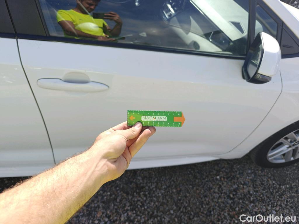  Toyota  Corolla TOYOTA  1.8 125H ACTIVE TECH E-CVT #8