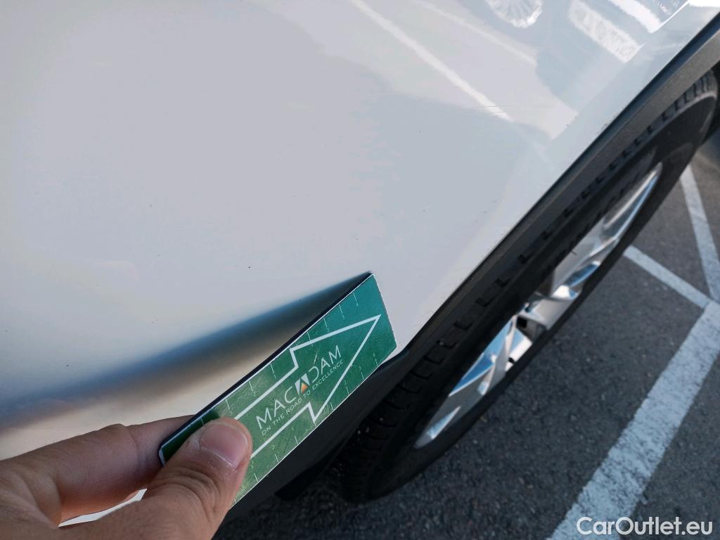  Volvo  XC 40 VOLVO XC40 / 2017 / 5P / todoterreno 1.5 T3 Momentum #1