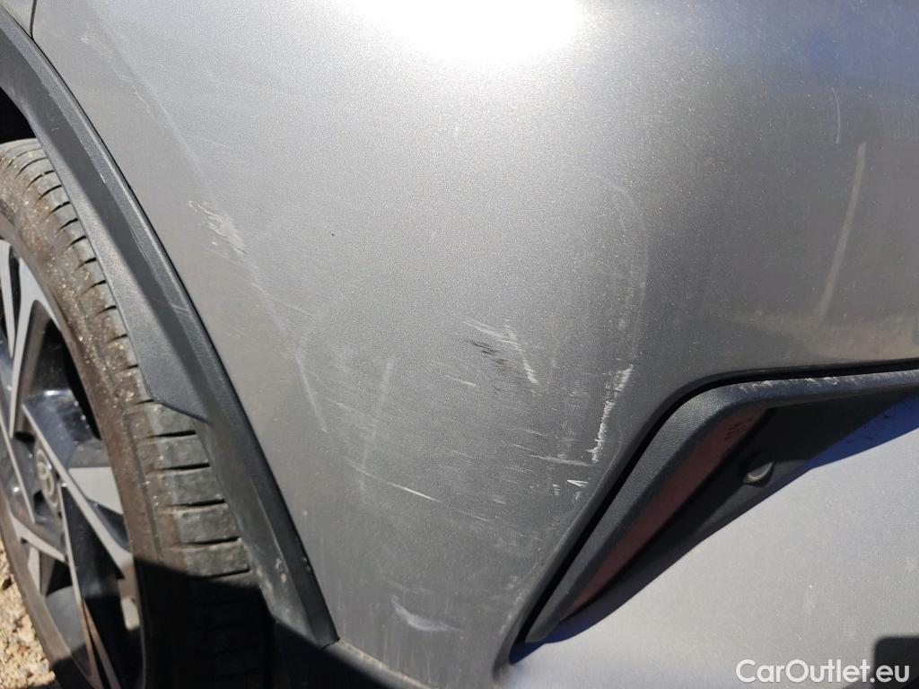  Toyota  C-HR TOYOTA  / 2019 / 5P / todoterreno 1.8 125H Advance #19