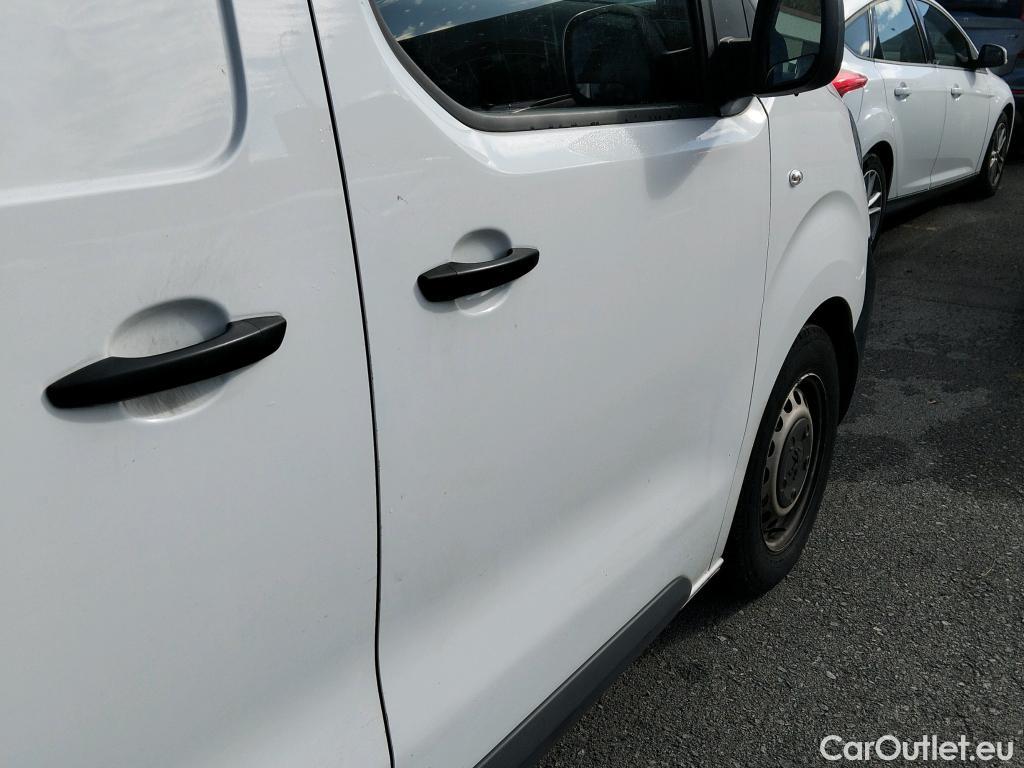  Peugeot  Expert PEUGEOT  / 2016 / 4P / furgón Furgón Pro 1.5 BlueHDi 100 Long #42