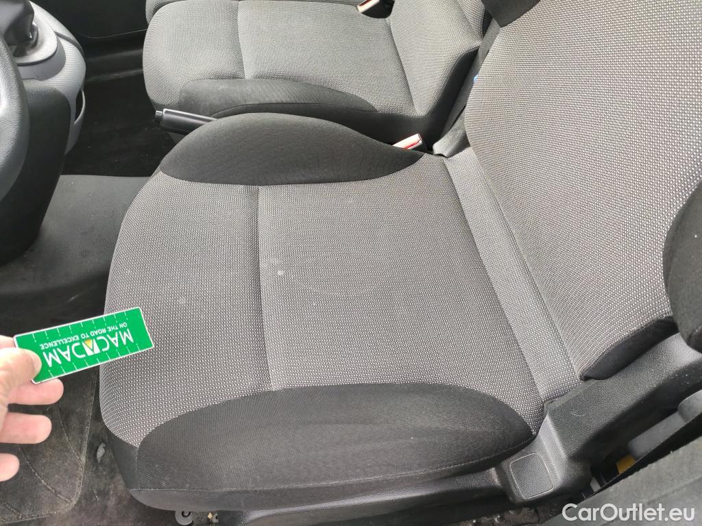  Peugeot  Partner PEUGEOT  VU 4p 2G furgón derivado de Furgón Confort PackL2 BlueHDi 73KW (100) #26