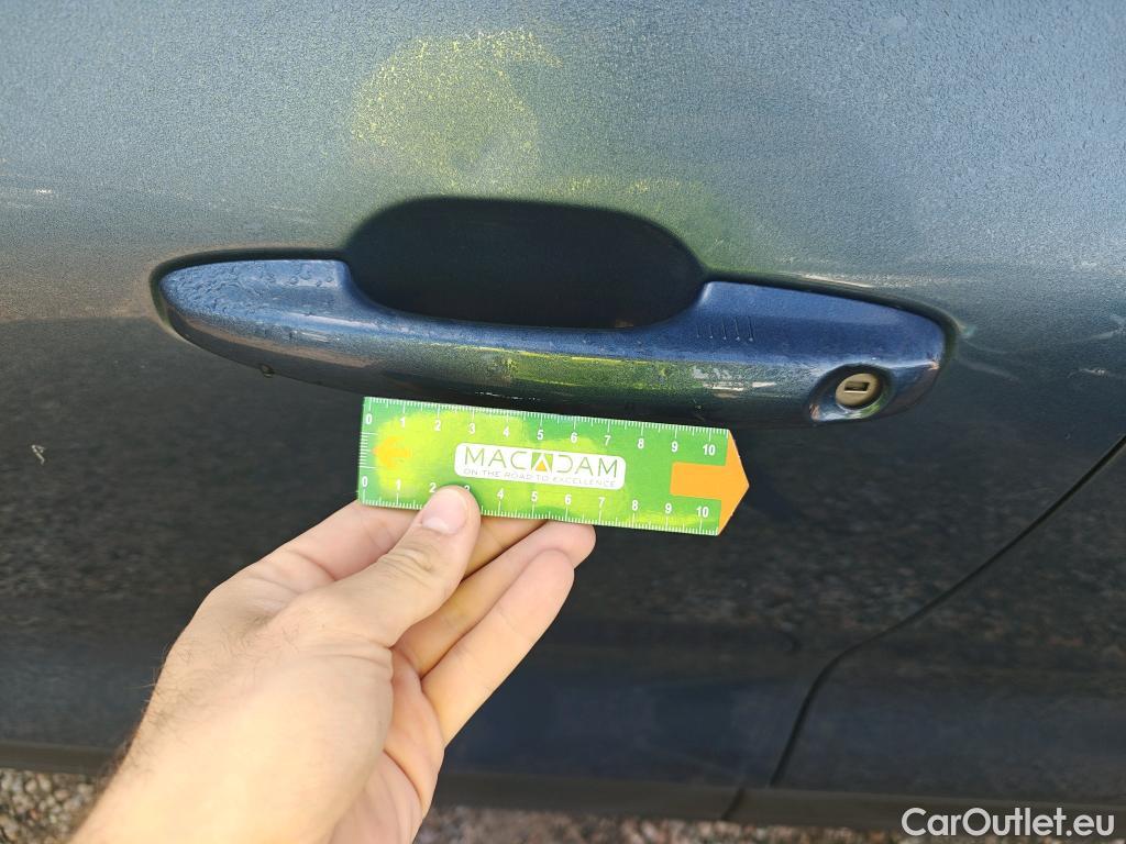  Ford  Kuga FORD  / 2019 / 5P / todoterreno Titanium 1.5 EcoBlue 88kW (120CV) #49