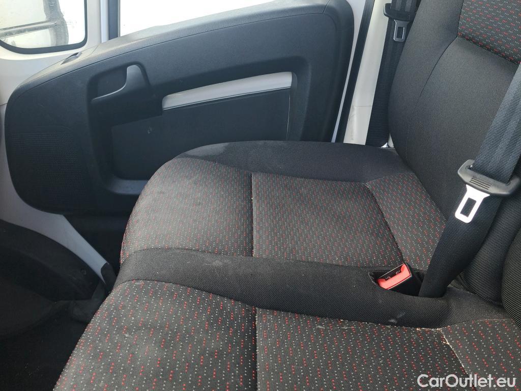  Peugeot  Boxer PEUGEOT  / 2014 / 4P / furgón 333 L2 H1 BHDI 103kW (140CV) S&S 6 V. M (AC) #65