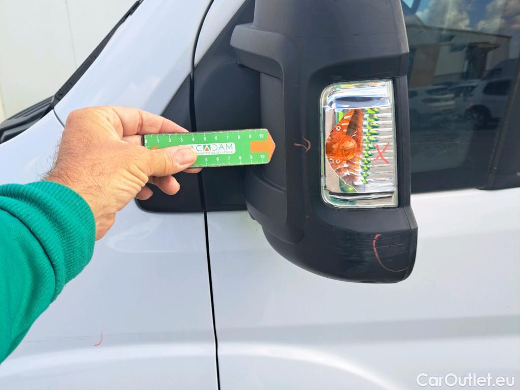  Peugeot  Boxer PEUGEOT  / 2014 / 4P / furgón 333 L2 H1 BHDI 103kW (140CV) S&S 6 V. M (AC) #98