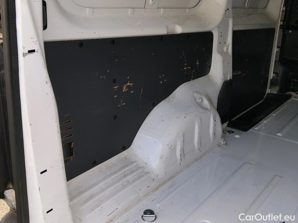  Peugeot  Expert PEUGEOT  / 2016 / 4P / furgón Furgón Pro 1.5 BlueHDi 100 Long #2