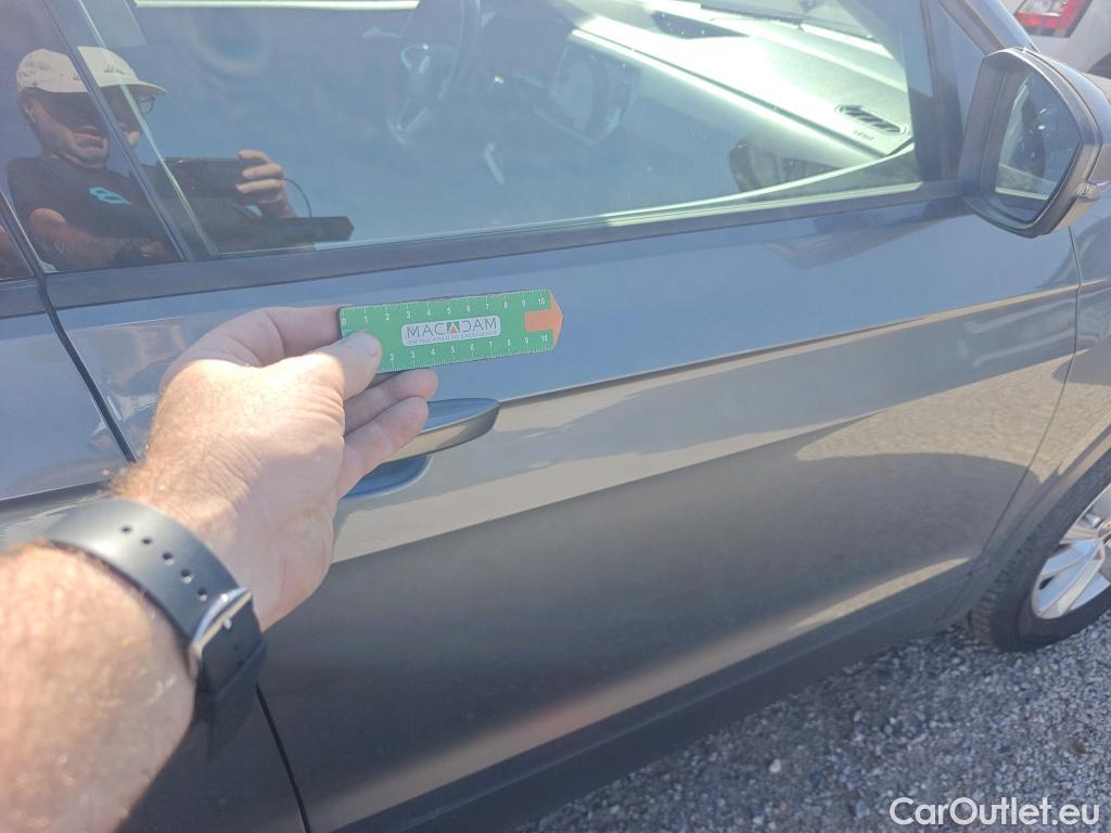  Volkswagen  T-CROSS VOLKSWAGEN  / 2018 / 5P / todoterreno Advance 1.0 TSI 85kW (115CV) DSG (AC) #32