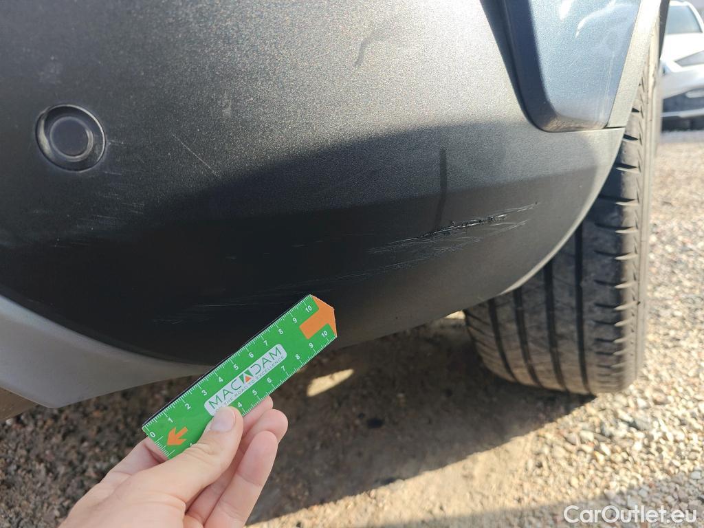  Ford  Kuga FORD  / 2019 / 5P / todoterreno Titanium 1.5 EcoBlue 88kW (120CV) #41