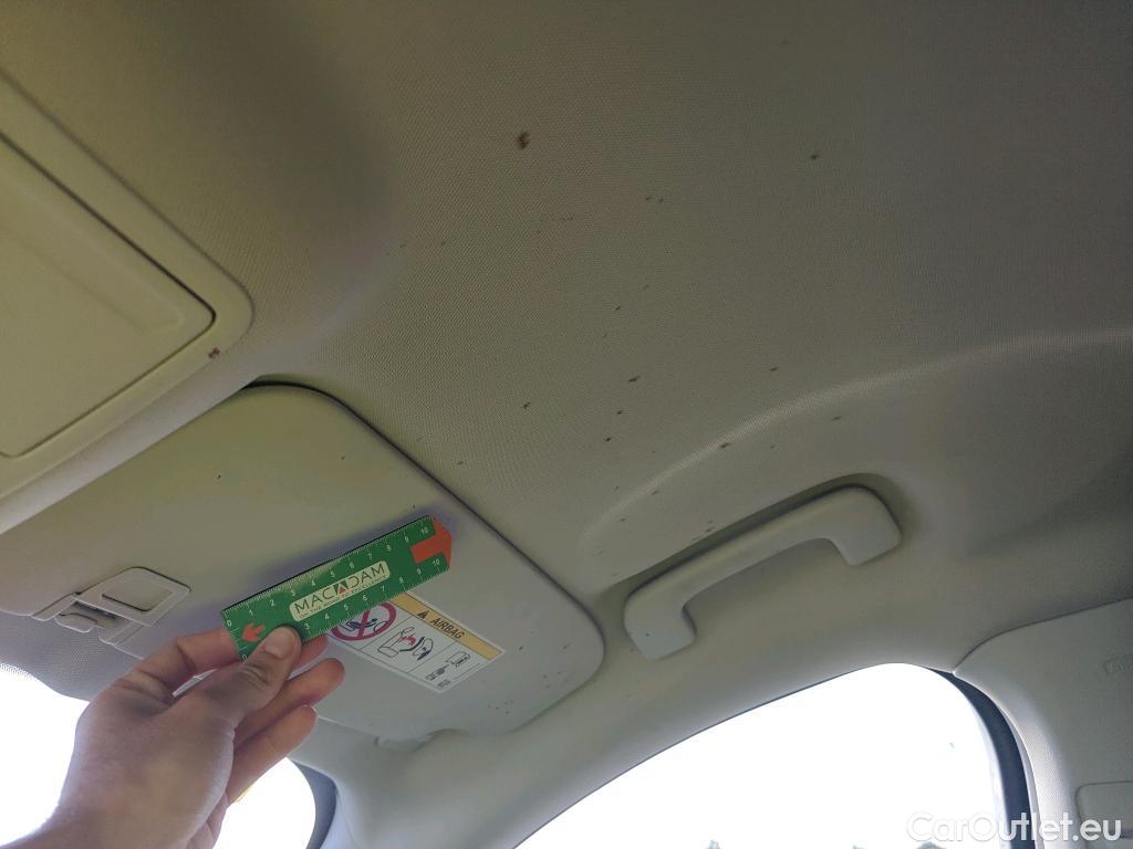  Ford  Kuga FORD  / 2019 / 5P / todoterreno Titanium 1.5 EcoBlue 88kW (120CV) #19