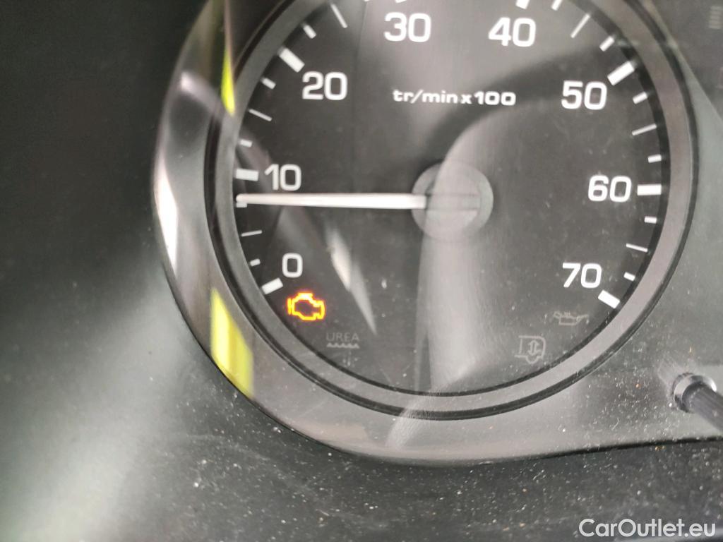  Peugeot  Partner PEUGEOT  VU 4p 2G furgón derivado de Furgón Confort PackL2 BlueHDi 73KW (100) #40