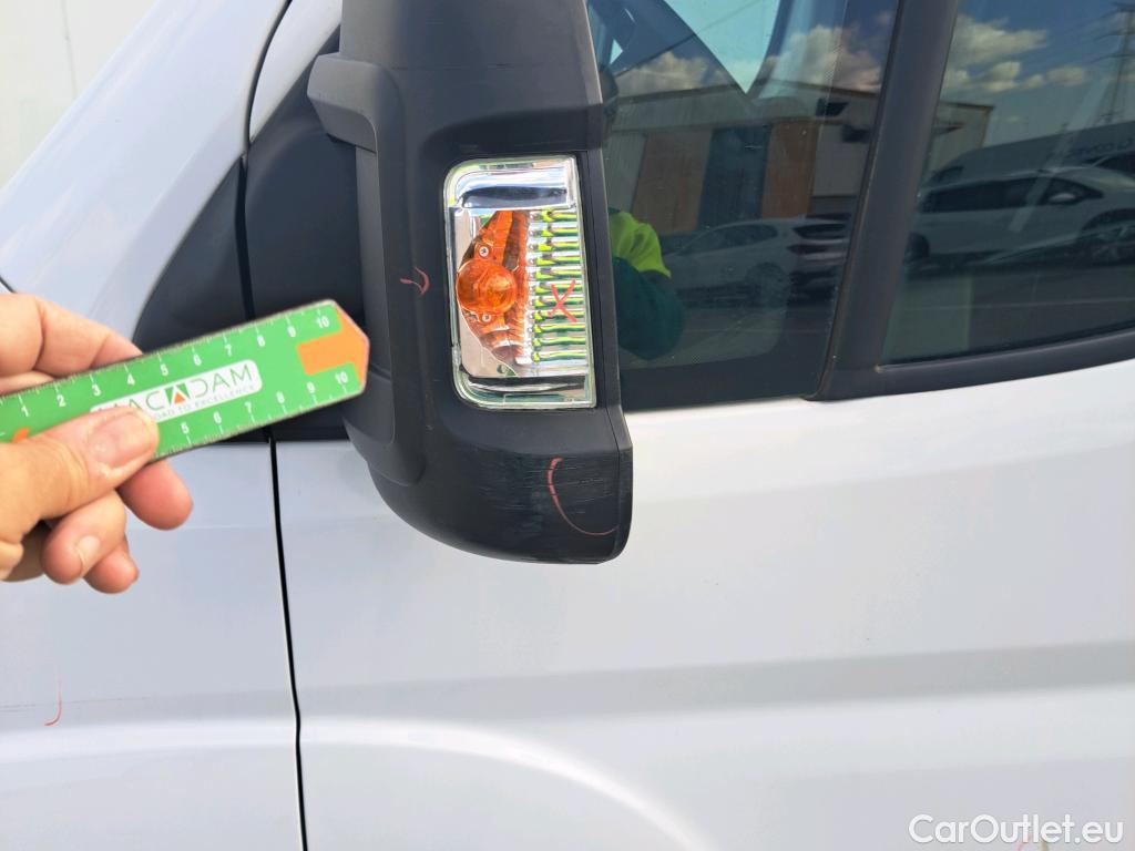  Peugeot  Boxer PEUGEOT  / 2014 / 4P / furgón 333 L2 H1 BHDI 103kW (140CV) S&S 6 V. M (AC) #79