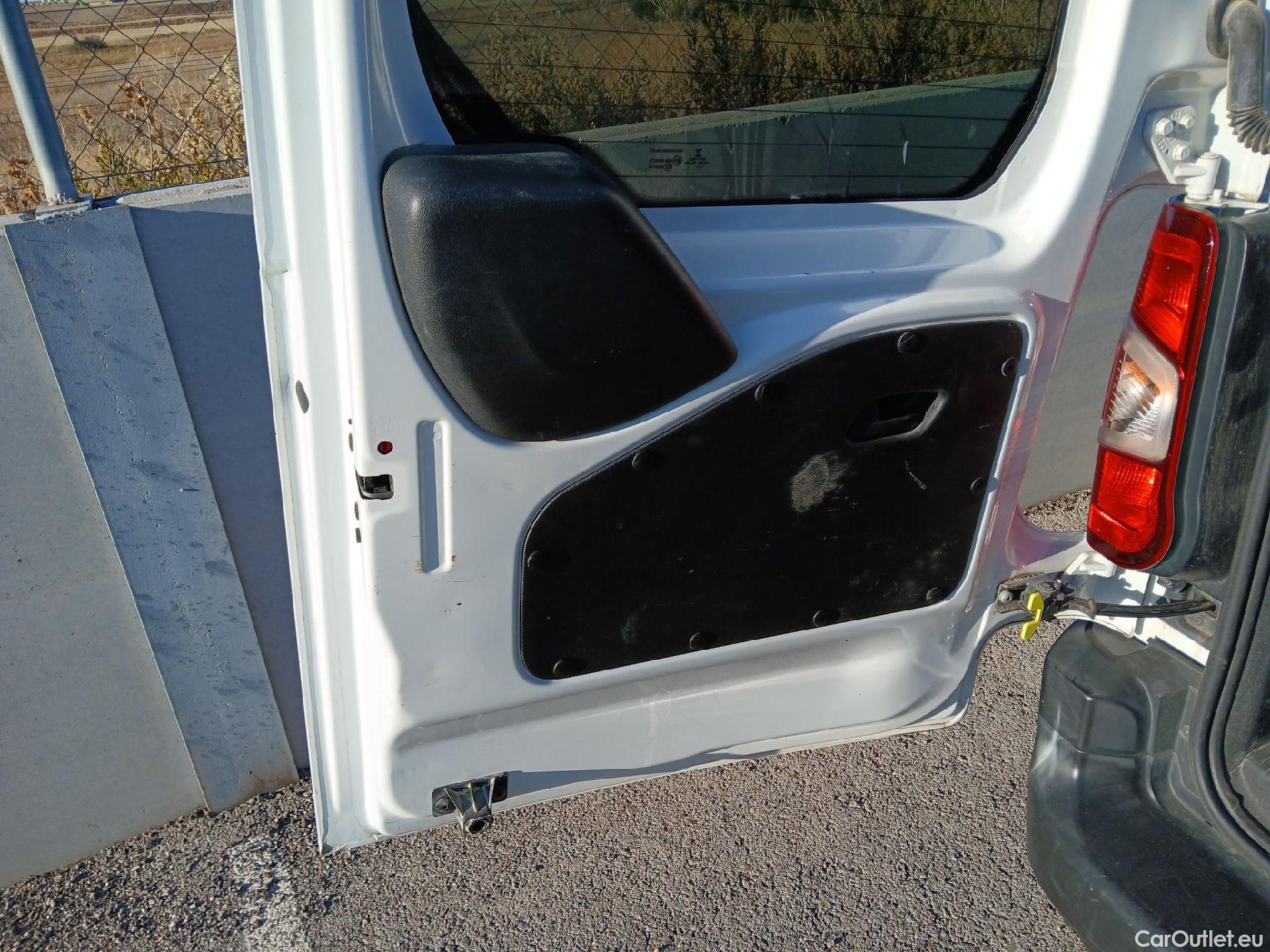  Peugeot  RIFTER PEUGEOT  / 2018 / 4P / combi Access Standard BlueHDi 73kW (CX) #14